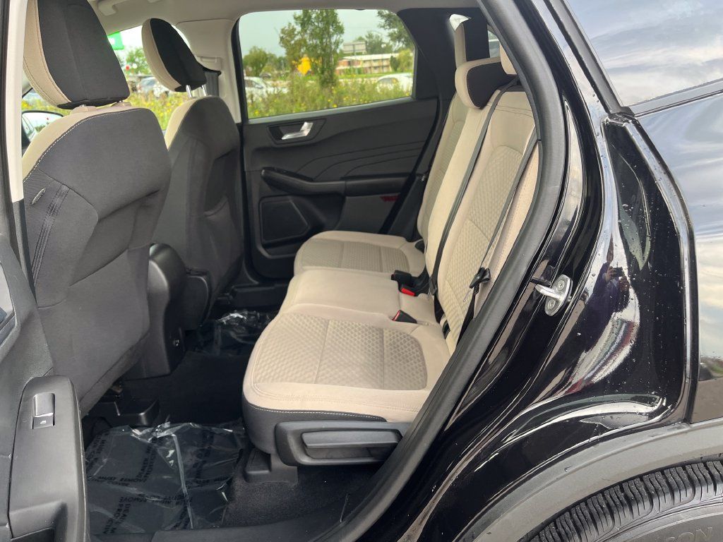Used 2021 Ford Escape SE AWD/4WD image 28
