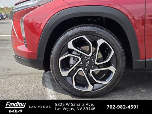 Used 2025 Chevrolet Trax RS w/ Sunroof Package FWD image 10