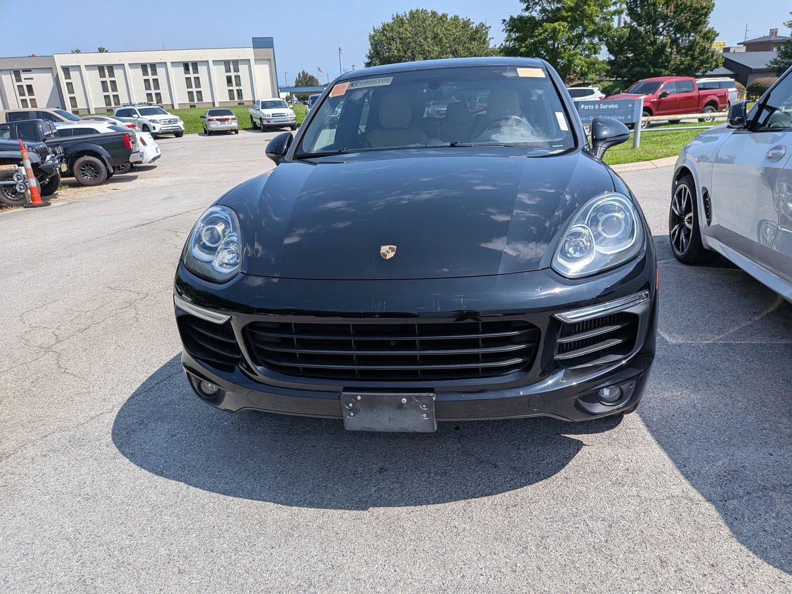 Used 2017 Porsche Cayenne S AWD/4WD image 42
