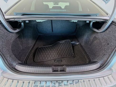 Used 2023 Volkswagen Jetta SE FWD image 25