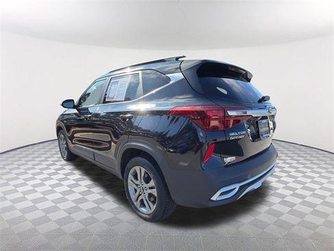 Used 2021 Kia Seltos S image 7