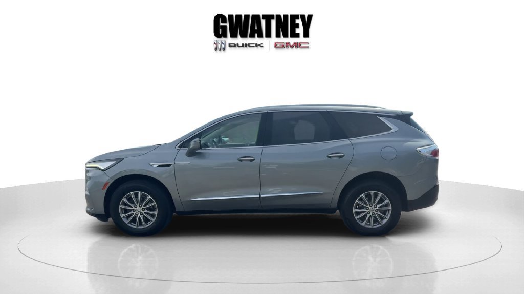 Used 2024 Buick Enclave Essence FWD image 6