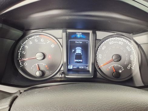 Used 2021 Toyota Tacoma SR w/ SR Convenience Package image 19