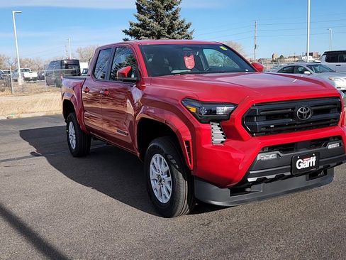 New 2025 Toyota Tacoma SR5 image 4
