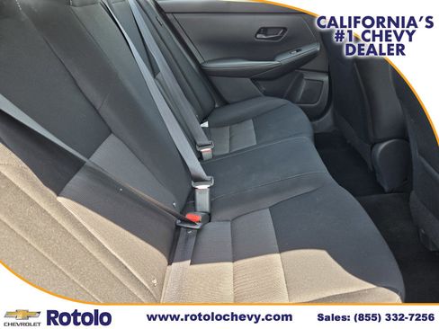 Used 2025 Nissan Sentra SV FWD image 13