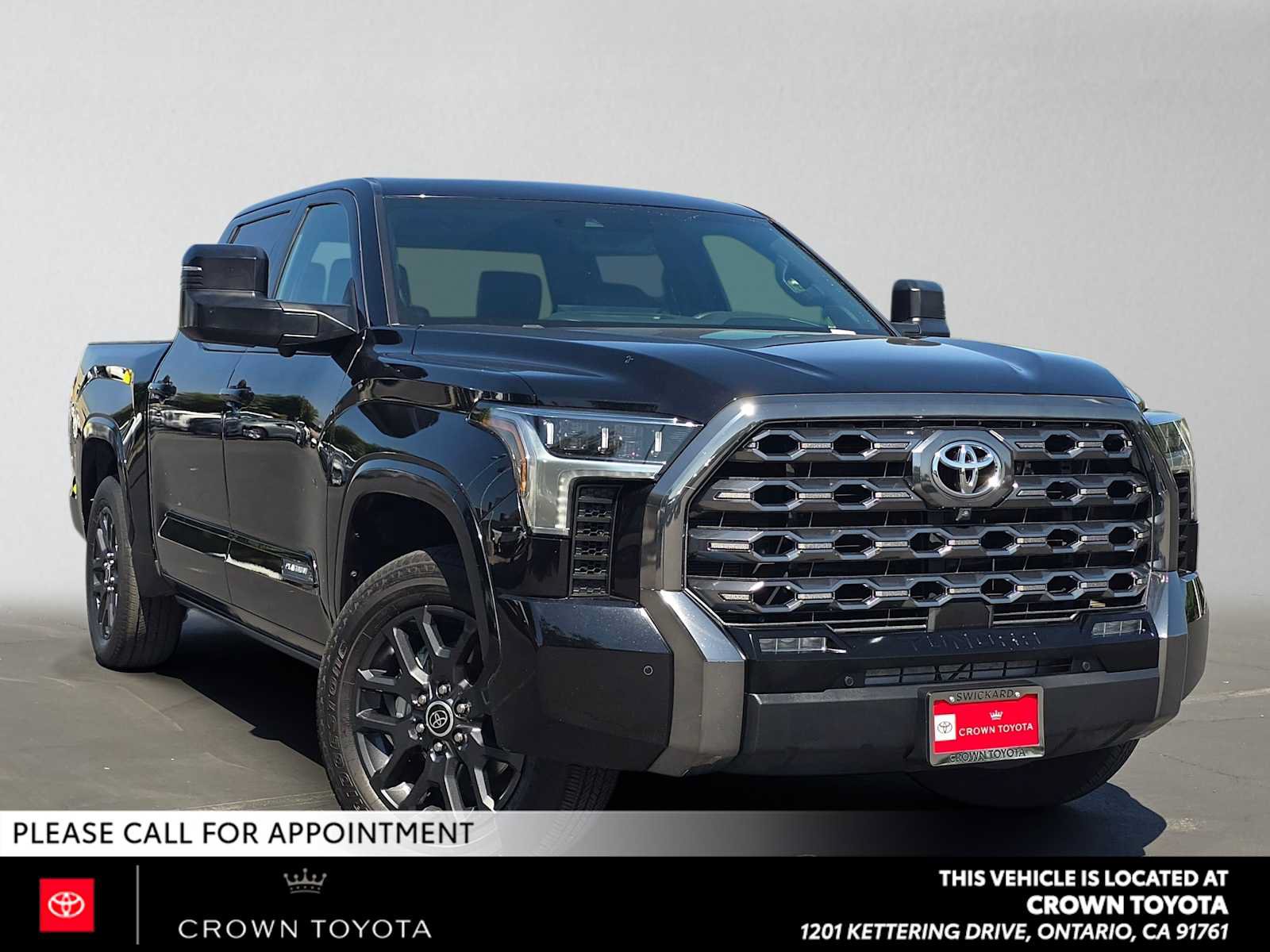 Used 2023 Toyota Tundra Platinum w/ Advanced Package AWD/4WD image 1