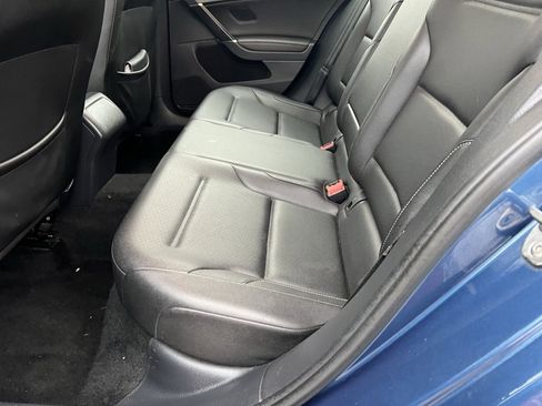 Used 2020 Volkswagen Golf 4-Door image 17