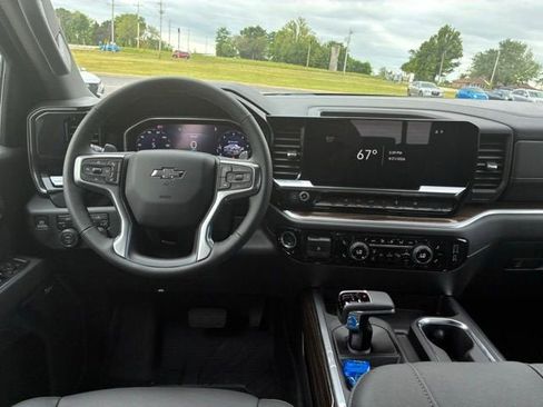 New 2026 Chevrolet Silverado 1500 RST AWD/4WD image 17