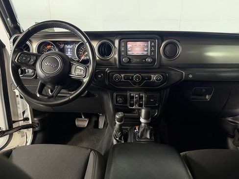 Used 2021 Jeep Gladiator Sport AWD/4WD image 14