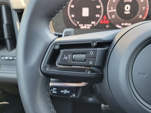 Certified 2025 Porsche Cayenne GTS AWD/4WD image 13