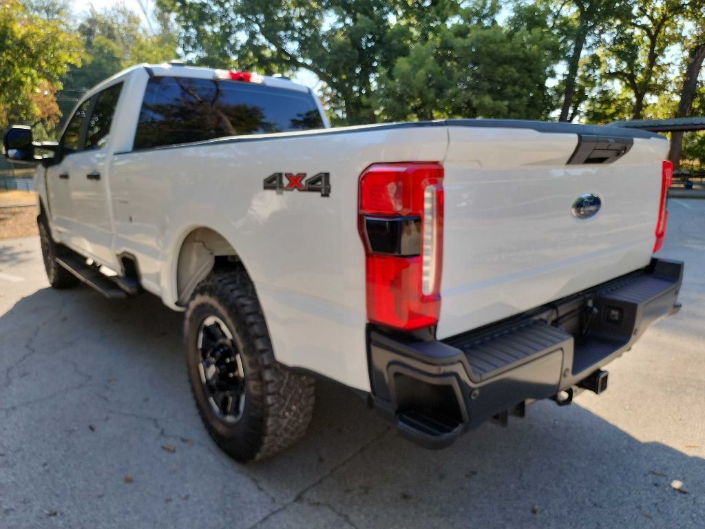 Used 2023 Ford F350 XL w/ 360-Degree Camera Package AWD/4WD image 5