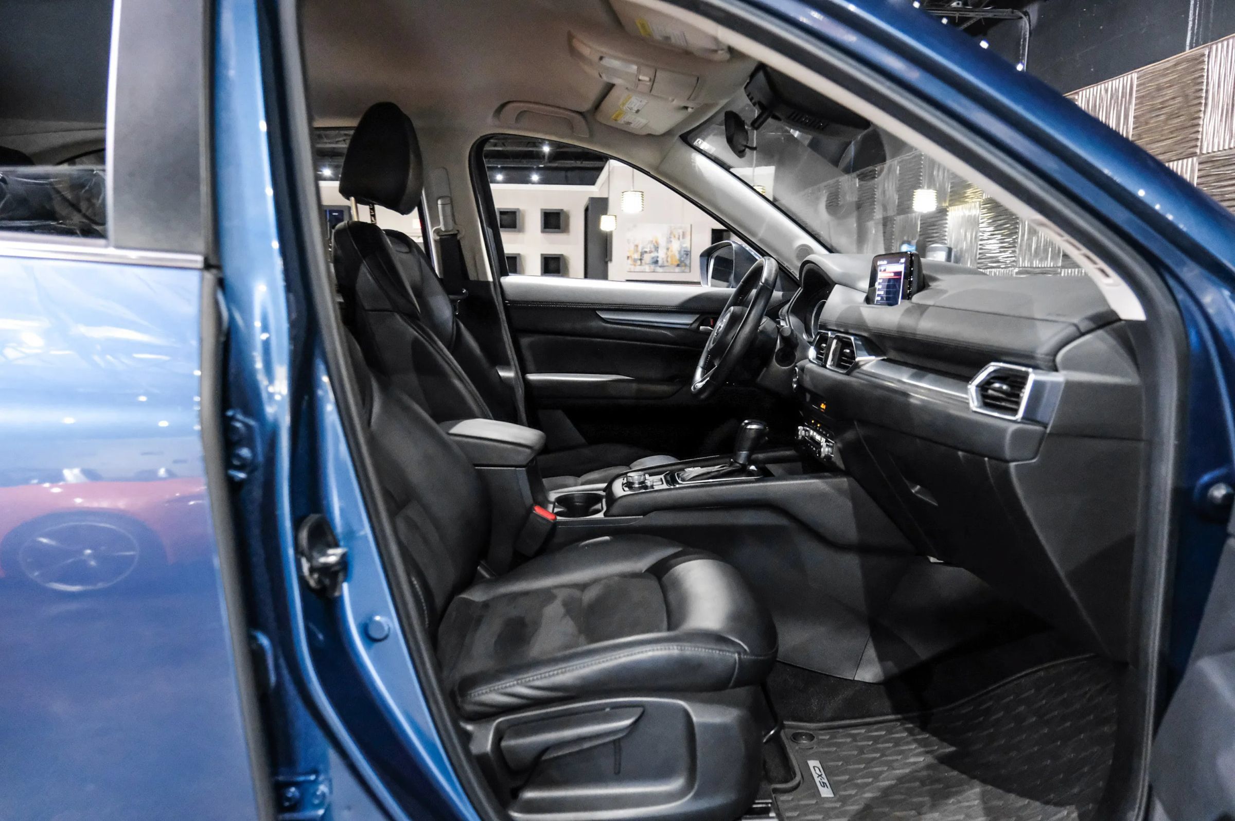 Used 2020 MAZDA CX-5 Touring FWD image 40