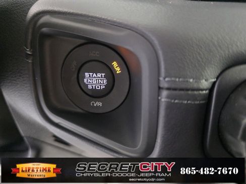 New 2025 Jeep Gladiator Mojave image 22