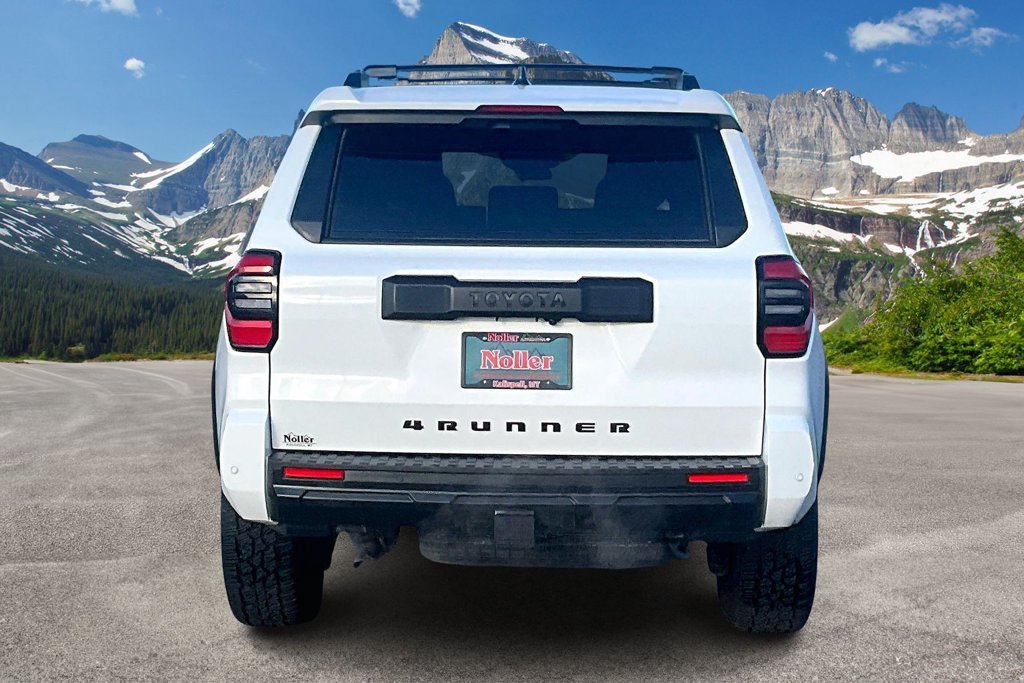 Used 2025 Toyota 4Runner TRD Off-Road AWD/4WD image 4