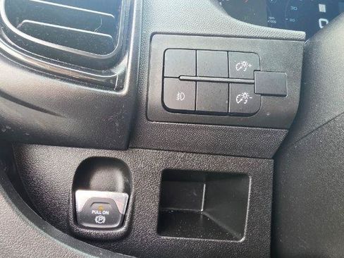 Used 2025 RAM ProMaster 2500 w/ U-Haul Equipment Group FWD image 14