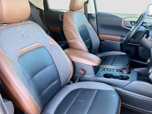 Used 2023 Ford Bronco Sport Outer Banks w/ Tech Package image 28