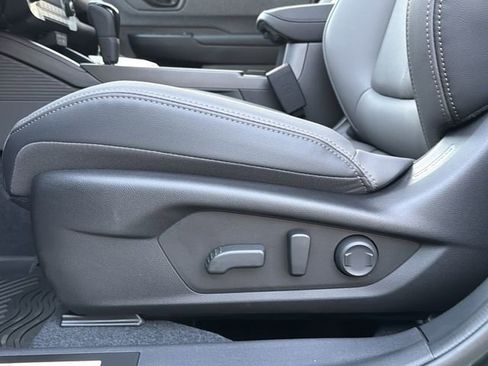 New 2026 Subaru Outback Limited AWD/4WD image 24