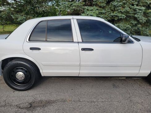 Used 2010 Ford Crown Victoria Police Interceptor RWD image 40