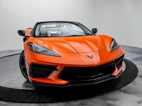 Used 2021 Chevrolet Corvette Stingray Premium Conv w/ Z51 Performance Package image 27