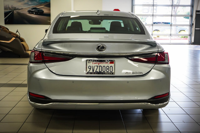 Certified 2025 Lexus ES 300h w/ Premium Package FWD image 7