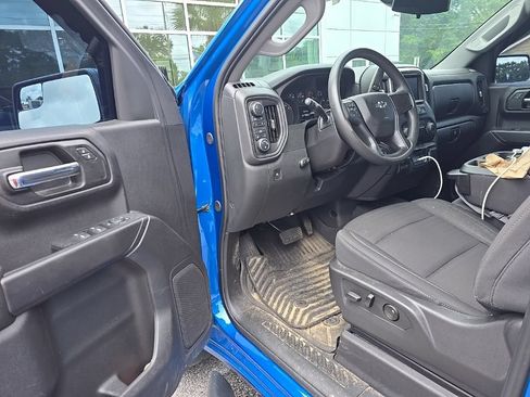 Used 2024 Chevrolet Silverado 1500 Custom Trail Boss w/ LPO, Dark Essentials Package AWD/4WD image 14