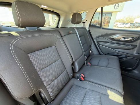Used 2024 GMC Terrain SLE image 26
