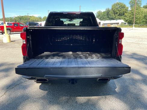 Used 2021 Chevrolet Silverado 1500 Custom Trail Boss AWD/4WD image 13