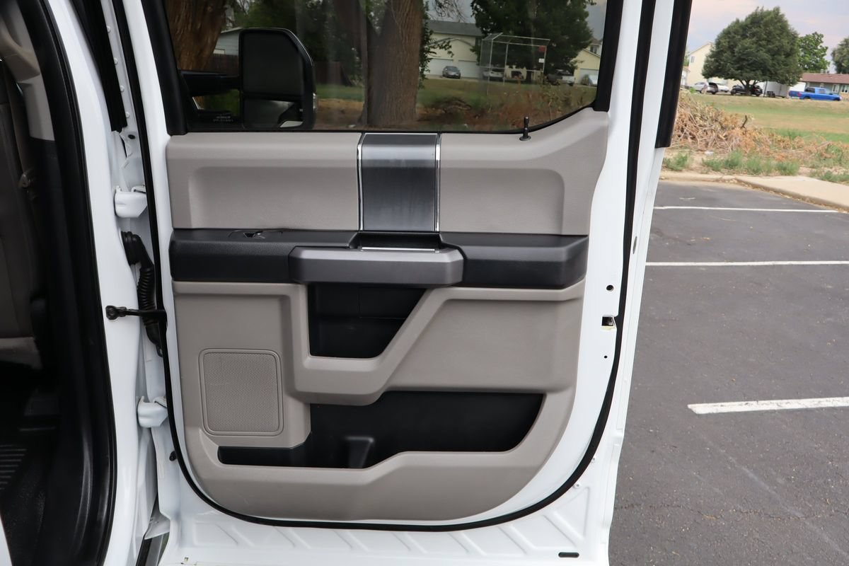 Used 2019 Ford F350 XLT w/ XLT Premium Package AWD/4WD image 25