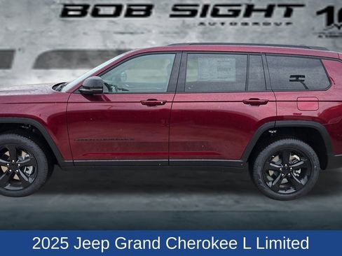 New 2025 Jeep Grand Cherokee L Limited w/ Black Appearance Package image 3