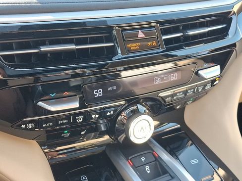 Certified 2023 Acura MDX SH-AWD w/ Technology Package image 17