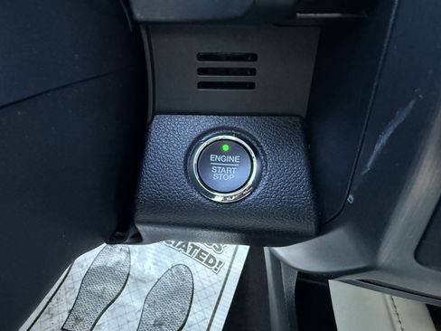 Used 2021 Ford Expedition Platinum image 23