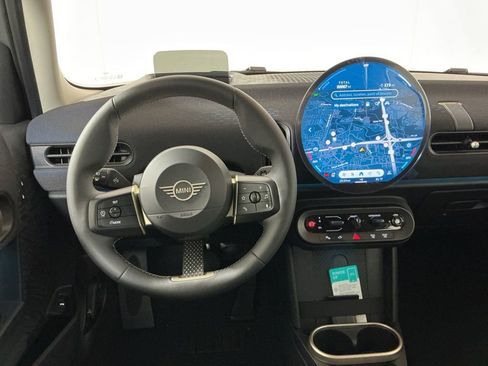 New 2026 MINI Cooper 4-Door Hardtop image 9