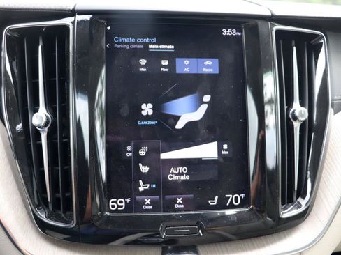 Used 2021 Volvo XC60 T8 Inscription w/ Protection Package Premier AWD/4WD image 33