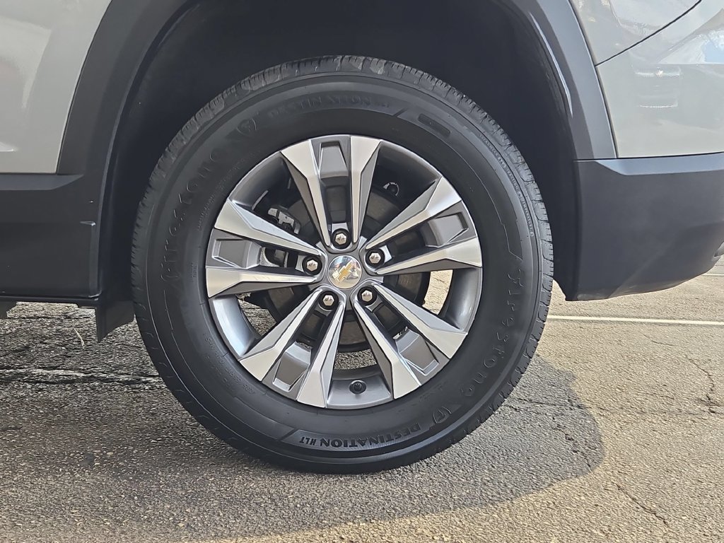 Used 2026 Chevrolet Equinox LT FWD image 27