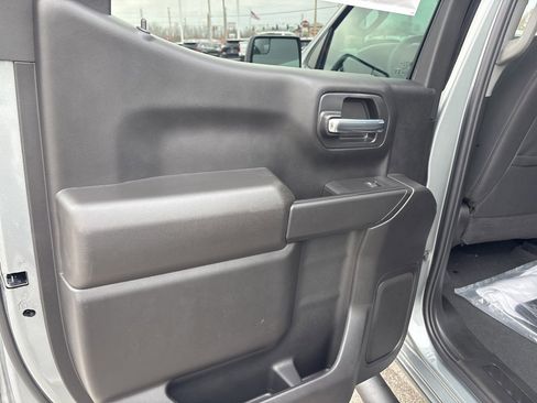 New 2026 Chevrolet Silverado 1500 Custom w/ Rally Edition image 16