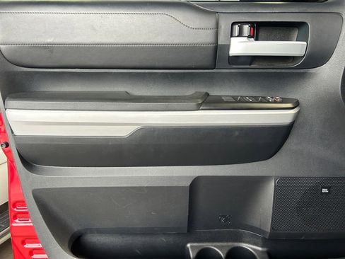 Used 2019 Toyota Tundra Limited w/ Limited Premium Package image 22