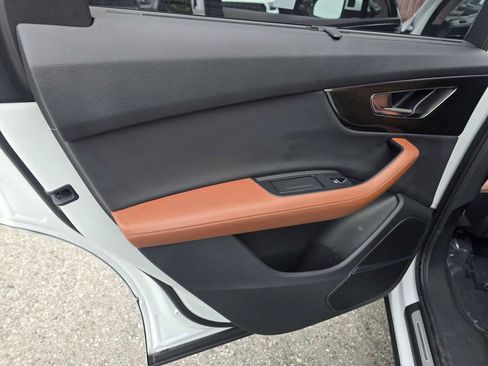 Used 2022 Audi Q7 3.0T Prestige w/ Prestige Package image 22