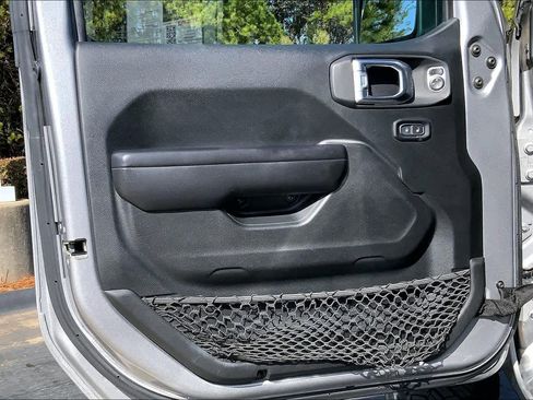 Used 2020 Jeep Wrangler Unlimited Sport S image 22