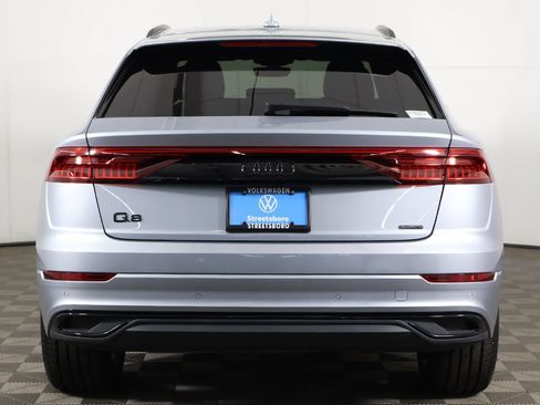 Used 2023 Audi Q8 Premium w/ Black Optic Package AWD/4WD image 11