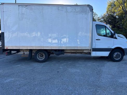 Used 2012 Mercedes-Benz Sprinter 3500 image 3