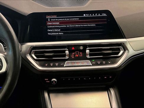 Used 2023 BMW 430i Coupe w/ M Sport Package RWD image 6