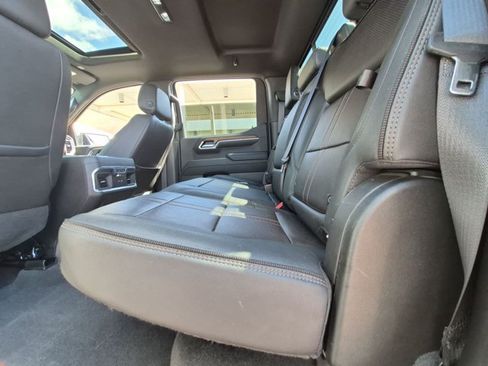 Used 2022 Chevrolet Silverado 1500 High Country w/ Z71 Off-Road Package AWD/4WD image 18