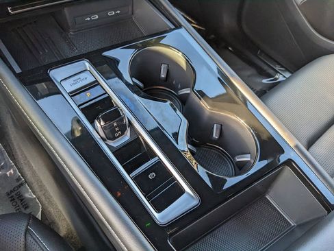 Certified 2025 Volkswagen Atlas Cross Sport SEL R-Line image 22