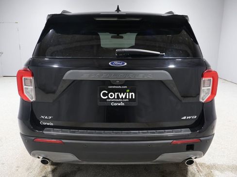 Used 2023 Ford Explorer XLT w/ Equipment Group 202A image 3