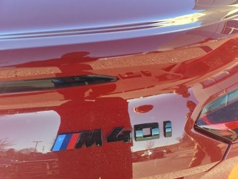Used 2022 BMW Z4 M40i w/ Premium Package image 5