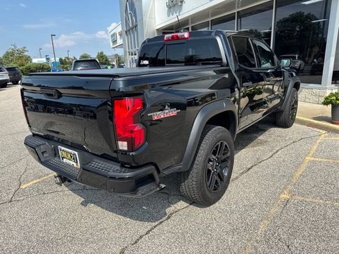 Used 2024 Chevrolet Colorado Trail Boss w/ Advanced Trailering Package AWD/4WD image 9