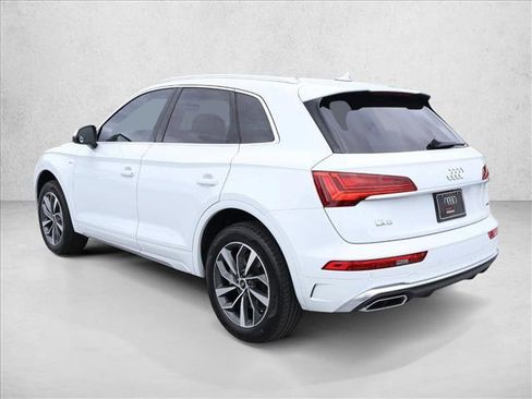 Used 2023 Audi Q5 2.0T Premium w/ Convenience Package AWD/4WD image 9