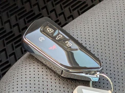 New 2026 Volkswagen Atlas SE image 37