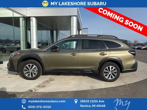 Certified 2025 Subaru Outback Premium w/ Popular Package #1A image 4