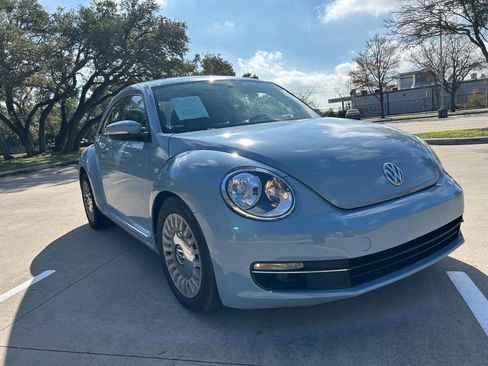 Used 2013 Volkswagen Beetle 2.5 image 7